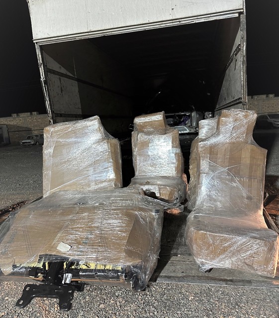 Qumla ört-basdır edilən qanunsuz ehtiyat hissələri ələ keçirildi - FOTOLAR